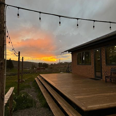 Mine Hostel Dzhergalan Jyrgalan Exteriör bild