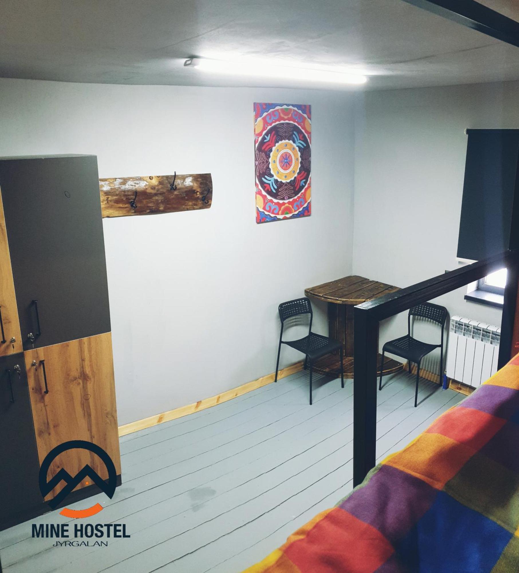 Mine Hostel Dzhergalan Jyrgalan Exteriör bild